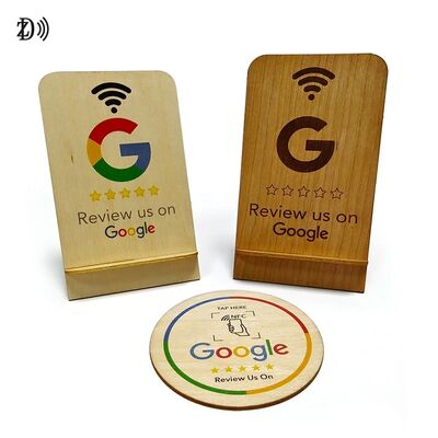 Logotipo grabado con láser personalizado Código QR NTAG213 Tarjeta de revisión de Google de madera NFC Tarjetas de revisión de Google