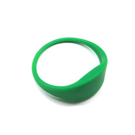 Brazalete con chip RFID de silicona tamaño ajustable para pago NFC a prueba de agua